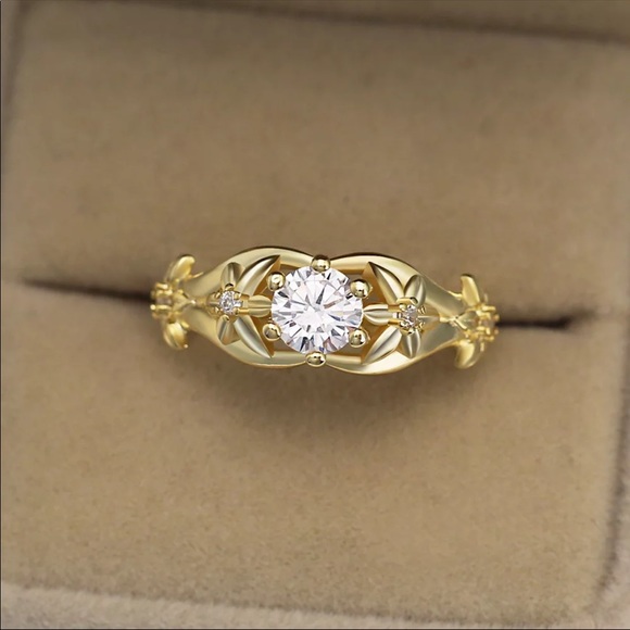 New Flower Design Yellow Gold Diamond Ring 💍 - Picture 3 of 6
